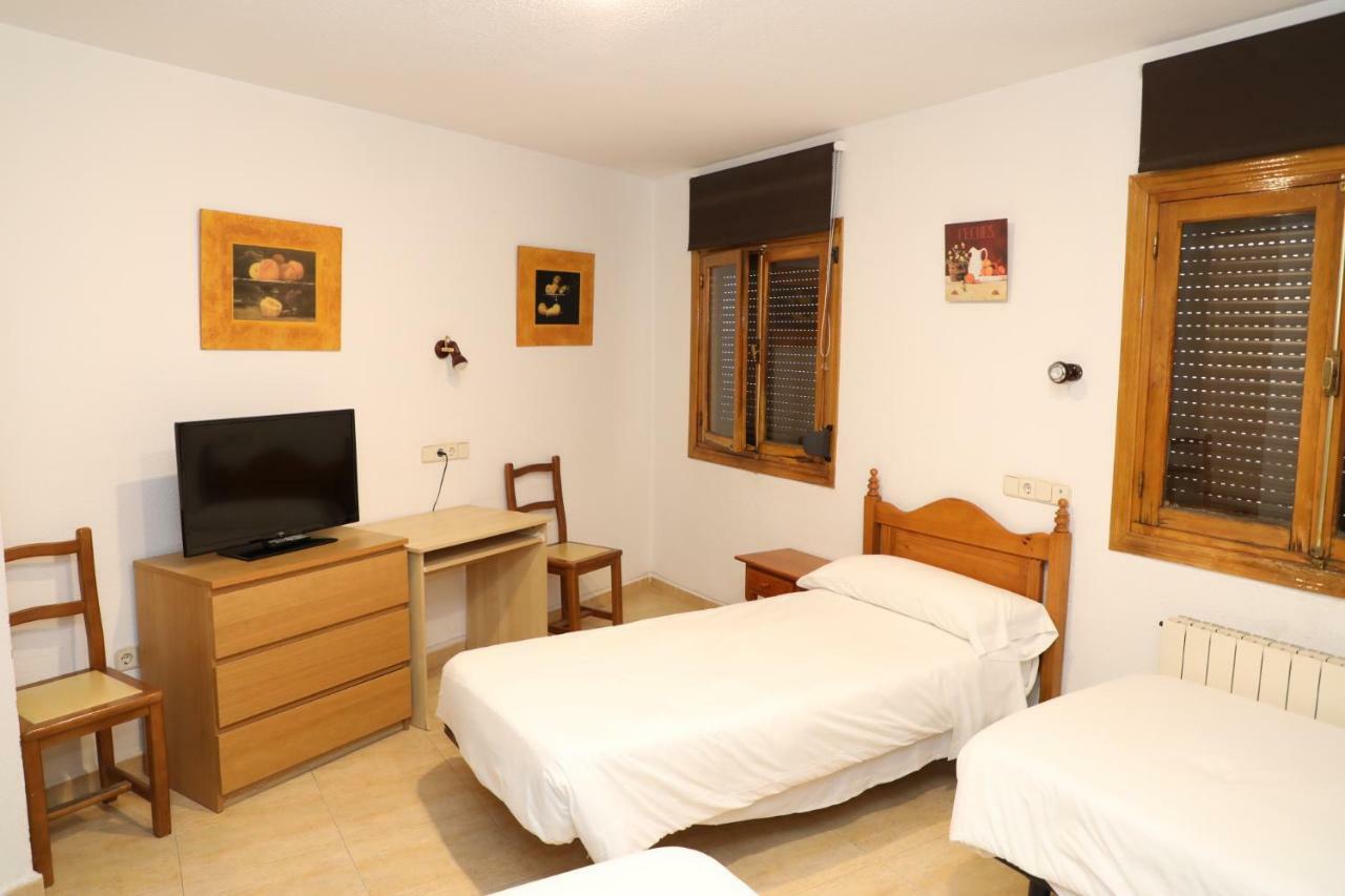 Hostal El Descanso Мадрид Екстер'єр фото